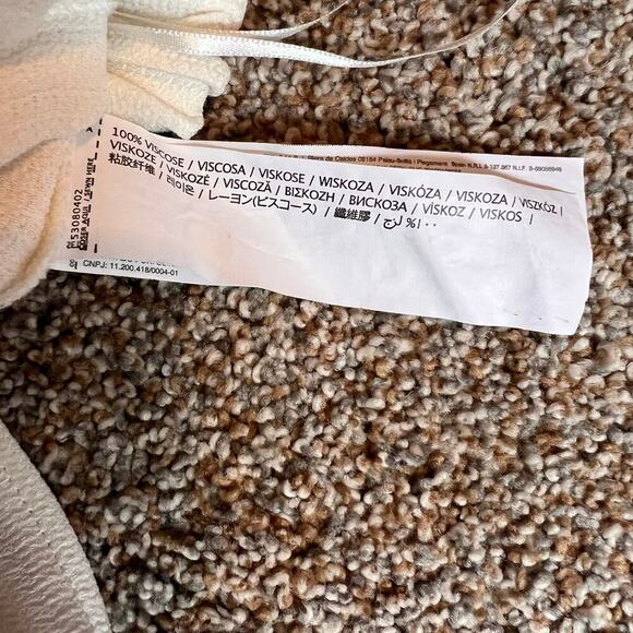 MNG Mango 100% Viscose White Shorts.  Size Medium - Picture 6 of 6